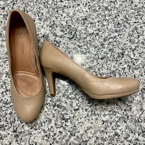 Naturalizer Heels